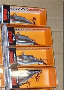 lot 189 image: 12 Silver Rapala fishing lures