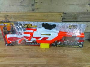 lot 172 image: Set of 2 Air Warriors The Walking Dead Andreas Rifle Blaster-1 Missing Scope-Missing Darts