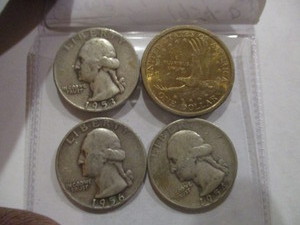 Lot of 3 Silver Washingtpon Quarters and 1 2000P President Dollar