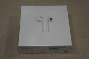 lot 2 image: Apple Airpods