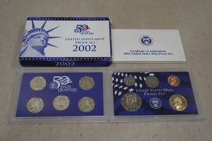 lot 14 image: United States Mint Proof Coin Set 2002