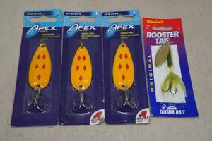 lot 37 image: Assorted NEW Tackle