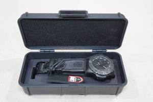 lot 136 image: Luminox Navy Seal Military XS.3051.F Dive Watch