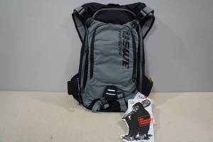 lot 154 image: USWE Protector Patriot 15 Backpack