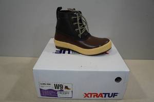 lot 165 image: Xtratuf Womens 6 Legacy Lace Boots -Size 9