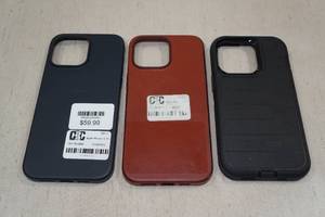 lot 250 image: 3 Apple iPhone 14 Pro Phone Cases