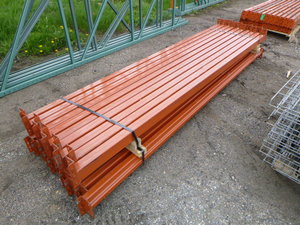 lot 8 image: 20 - 12 Pallet Racking Beams