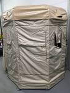 lot 8 image: Blackout Blade N Bullet Blind