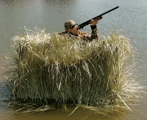 lot 50 image: Northern Flight Camo Grass Mats
