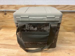 lot 96 image: CABELAS Coldsnap Latch Cooler - TrueTimber Strata - 9 Can