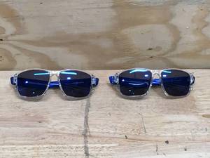 lot 68 image: Lot of 2 - Blue Blenders Eyewear Sunglasses Model # BE6104