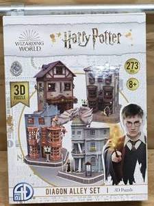 lot 69 image: Harry Potter Diagon Alley 3D Puzzle