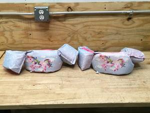 lot 76 image: Lot of 2 - Pink Unicorn 2 in 1 Swimming Trainers