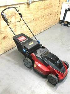 lot 29 image: Used Toro 60V MAX 21 in. Mower - 4.0Ah BatteryCharger Included Model # 21620 (Self-Propel Does Not Work)