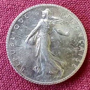 lot 25 image: 1920 France Silver 1 Franc Coin