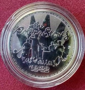 lot 50 image: 2022 British 1oz Silver Rolling Stones Coin