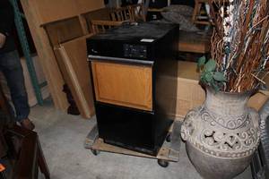 GE Monogram Ice Maker