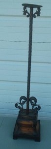 lot 518 image: Metal Candle Holder 36 Tall