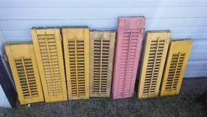 lot 533 image: Wood Shutters (8)
