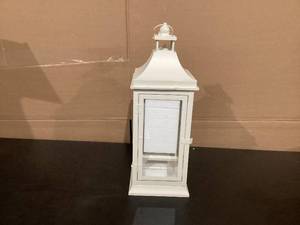 lot 302 image: 1pc Decorative Hanging Candle Lantern. 20x7