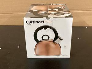 lot 303 image: Cuisinart CTK-S17MCP Aura 2-Quart Teakettle