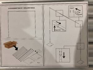 lot 305 image: Heavy Duty Backdrop Stand