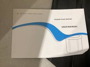 lot 490 image: ICY Refresh Portable Plastic Bathtub