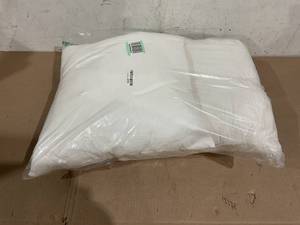lot 112 image: LOT OF 2 Utopia Bedding Throw Pillows Insert