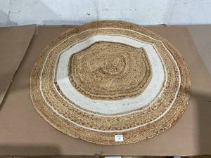 lot 157 image: All Size Round Rugs Indian Handmade Jute Round With Beautiful Cotton Work