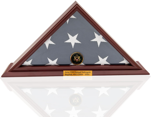 lot 130 image: DECOMIL 5x9 American Veteran Burial Flag Display Case
