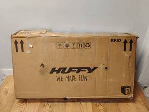 lot 15 image: NEW HUFFY 26 ROCK CREEK LADYS BIKE