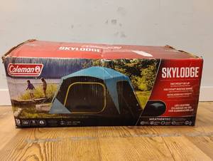 lot 56 image: COLEMAN SKYLODGE 10 PERSON TENT