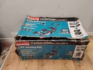 lot 91 image: MAKITA 18V X2 36V LXT BRUSHLESS 21 SELF PROPELLED COMMERCIAL LAWN MOWER KIT