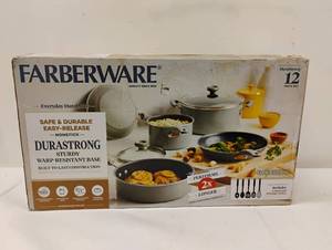 lot 78 image: NEW FARBERWARE DURASTRONG 12PC NONSTICK COOKWARE