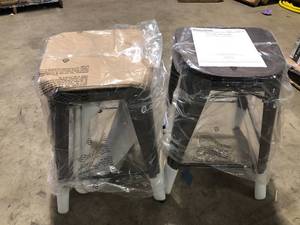 StyleWell Finwick Gunmetal Gray Backed Counter Stool with Dark Wood Seat (Set of 2)  Customer Returns See Pictures