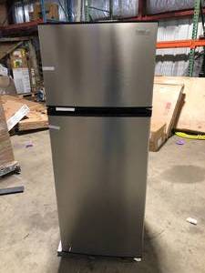 Vissani 7.1 cu. ft. Top Freezer Refrigerator in Stainless Steel Look   Customer Returns See Pictures