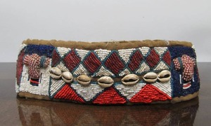 lot 29 image: Long Vintage Handmade Beaded Yoruba Belt