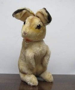 lot 30 image: Very Nice Large Vintage STEIFF Mohair RabbitBunny #1