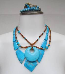 lot 37 image: Nice Group of TurquoiseStone Jewelry