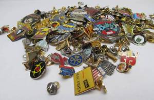lot 55 image: Large Collection of Assorted Pins