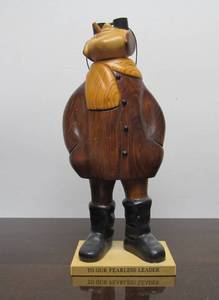 lot 99 image: Fearless Leader Carved Wood Pilot Statue - Princely - Made in Italy