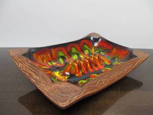 lot 109 image: Larger Vintage Mid Century Bright Flame Colored Ashtray