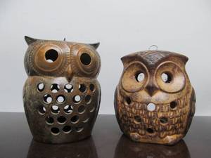 lot 184 image: Pair of Mid Century 1960s era Ceramic Owl Lanterns