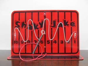 lot 218 image: Excellent Working Vintage 1969 SHAKY JAKE Game