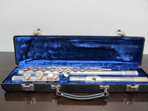 lot 242 image: Old Vintage German Gemeinhardt Flute wCase