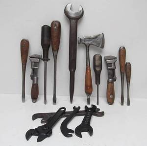 lot 249 image: Great Collection of Old Vintage Restored etc Unusual Tools #2