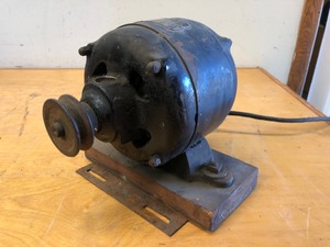 lot 355 image: Working Vintage General Electric A-C Motor - From MN State Fair