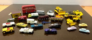 lot 296 image: Very Nice Lot of Vintage Matchbox & Hot Wheels etc Cars 