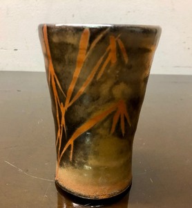 lot 321 image: Signed Studio Art Pottery Vase