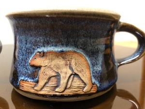 lot 350 image: Pair of Signed Studio Art Pottery Stoneware Mugs wBears